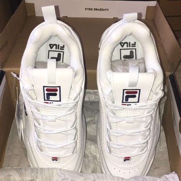 FILA Disruptor 2 Premium Shoes 👟 👟 - Picture 2 of 7